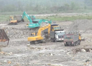 Over 2 million MT of boulders in stock as export business comes to halt in Gelegphu