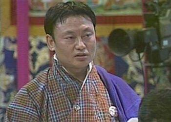 Council questions the procedure of tabling the Pay Revision Report