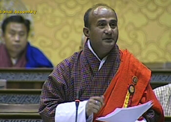 Cost of Subsidised and Non-subsidised LPG cylinders to be same