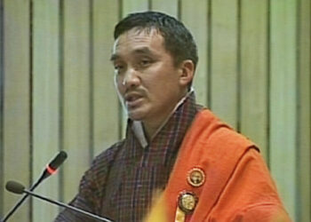 MoWHS minister questioned on the Tshelingkhor and Wamrong road widening works