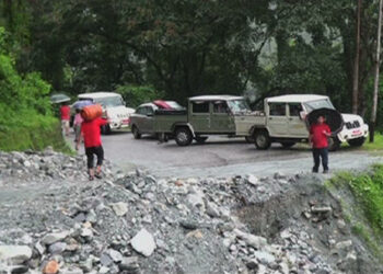 Regular Aieslip roadblocks