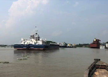 1st consignment of 1000 MT of stone aggregates reach Bangladesh by inland waterways.