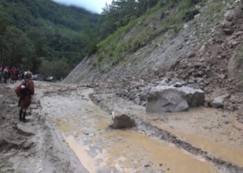 Falling boulders, landslides, roadblocks- Viewpoint-Trongsa town
