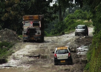 Pothole-laden road from Samtse zero point to Bhudini irks commuters