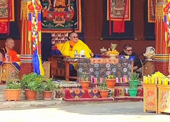 HH Je Khenpo celebrates Losar with residents of Lhuentse