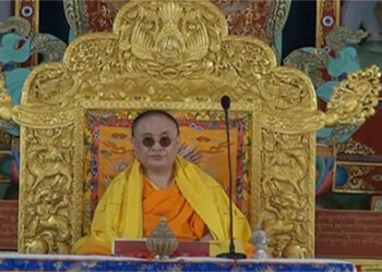 His Holiness presides over Dramar Drupchen