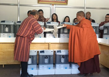 Rotary Club of Thimphu donates 17 numbers of oxygen concentrator to JDWNRH