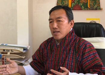 Tracing all contacts of the 2nd COVID-19 patient impossible