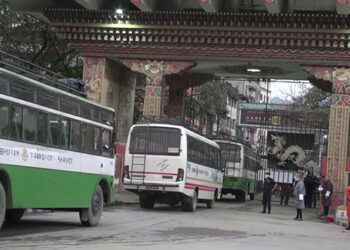Private bus owners help govt to bring in stranded Bhutanese from Bagdogra