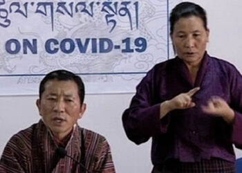 Fuel depots to stock up in case of a lockdown