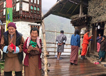 Over 700 elderly citizens receive His Majesty The King’s Kidu medicine in Trongsa