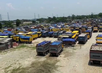 Close to 500 Bhutanese trucks stranded at Fulbari for almost two months