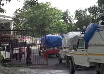 Bhutanese evacuated from Jaigaon get their possessions back