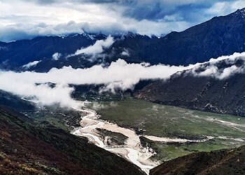 An arduous journey back home