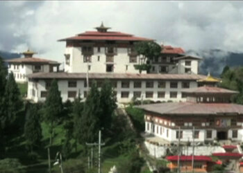 Locals worried about Zhemgang Dzong turning into ruins