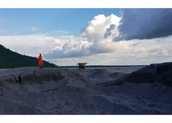 The first batch of 400 DeSuups complete a month-long duty along the border