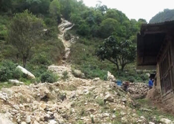 The threat of monsoon, Thang-Rong in Monggar