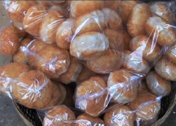 Koufuko Dairy Plant helps dairy farm groups of Orong and Gomdar Gewogs in marketing amid lockdown