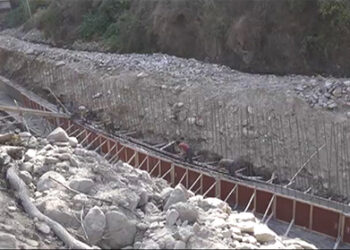 Flood mitigation works along the Lekpagangchhu in Lhuentse