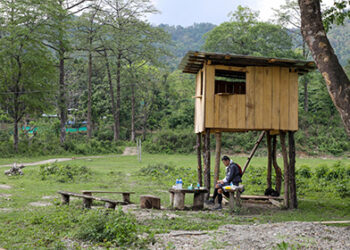 His Majesty returns to Thimphu after almost a month in the south