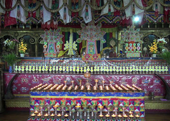 Thousand butter lamps and Mithrub Tongchhoe for COVID-19 victims in India