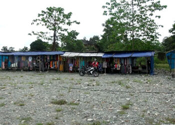 Lack of public toilet troubles vendors at Gelegphu Industrial Centre