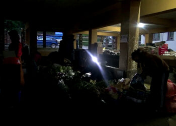 Trongsa’s half lit farmers’ market calls for complete electrification