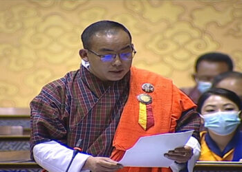 Government will continue to support students to study in private schools