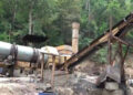 Smoke and stench from blacktop mixing plant worry residents in Tingtibi