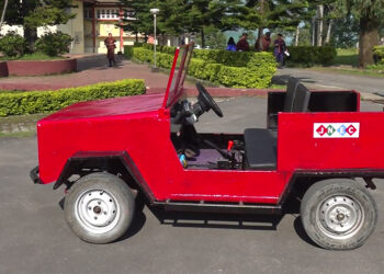 Engineering students develop electric vehicle