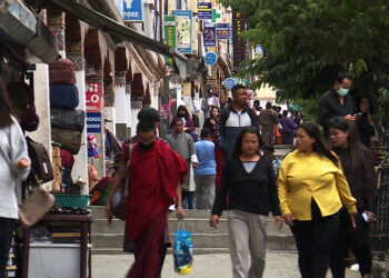 Private Employees worry as Pay Hike for Public Servants Sparks Inflation Concerns