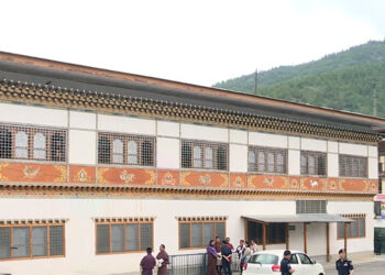 Substance use disorder treatment and care for drug offenders under detention