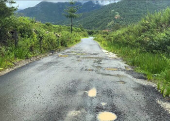 Upper Tsento Gewog residents worried about deteriorating farm road condition- Paro