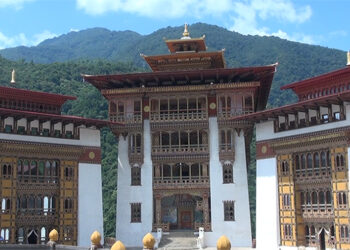 Sertog installation marks milestone in Pema Gatshel’s new Dzong