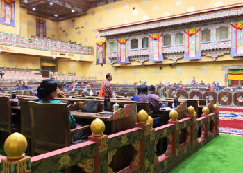 “Expensive” airfares to be reduced to boost tourism