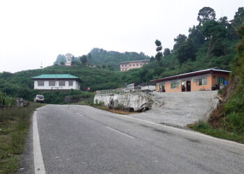 Businesses along Samtse-Phuentshogling highway worry over lack of customers