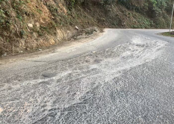 Road from Phuentshogling town to Rinchending Integrated Check Post deteriorates