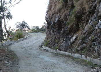Residents want entire farm road between Kidekhar and Drepong Gewog blacktopped