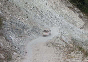 Portion of Kangpar GC road in need of improvement