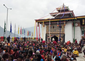 Dorji Lopen consecrates Tashi Choeling Lhakhang, Nimzhong residents elated
