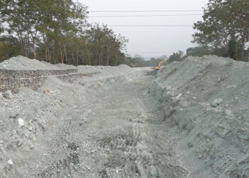 Inspection finds non-compliance in dredging as cause of Pelrithang Khamaed flood