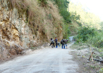Kengkhar Gewog Centre road maintenance works ease travel concerns