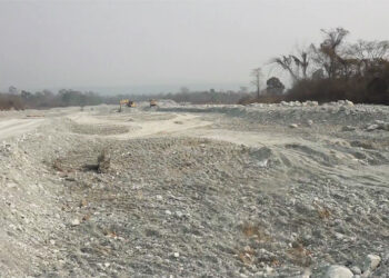 Contractor warned for dredging in unauthorised area – Sarpang