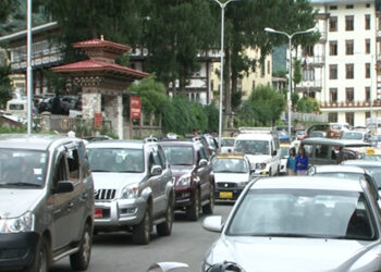 Government to lift moratorium on vehicle imports and housing construction loan