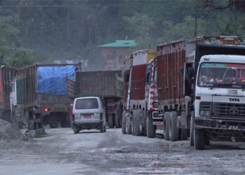 Heavy vehicles cause traffic jams and pose risks along Samtse-Tashichhoeling highway