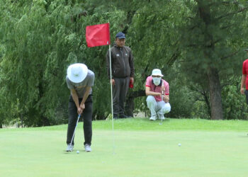 Tenzing Yonten, overall champion of inaugural Gyaltsuen’s Cup golf tournament