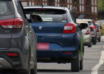 Second-hand car dealers profit amid vehicle import ban