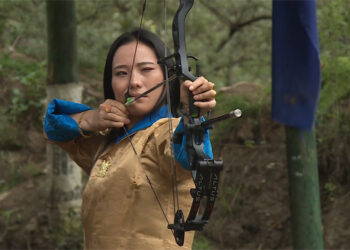 Women archery team defy gender norms and compete against men