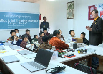 Students engage in month-long STEM exploration summer programme