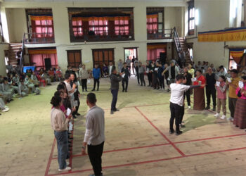 Deaf community urges general public to learn and use sign language